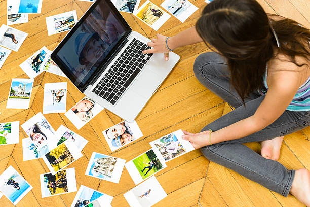 How do coloring improve fine motor skills?